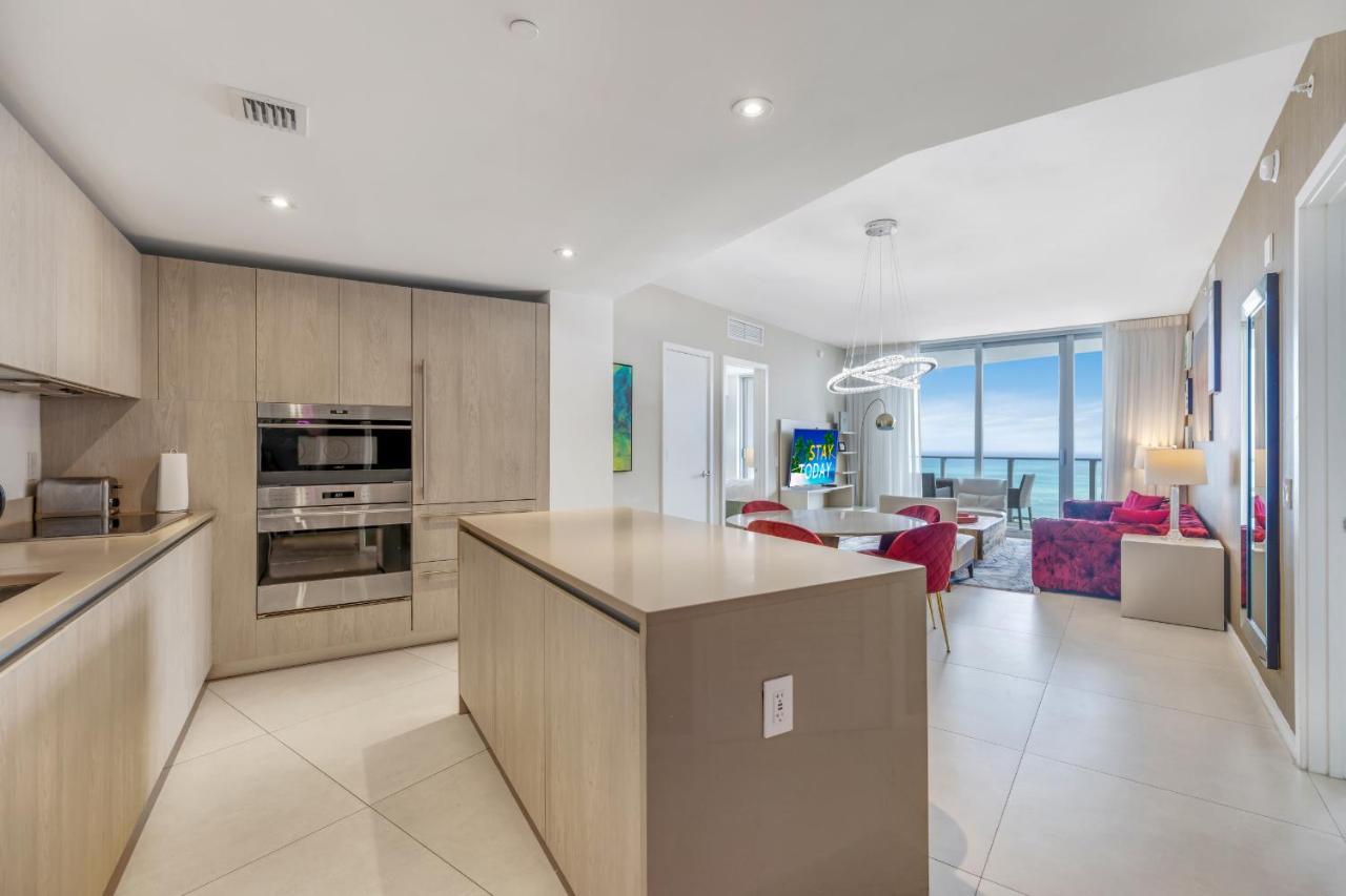 Dreamy Beachside Living - Direct Oceanview 2br 2ba For The Perfect Escape * Hollywood